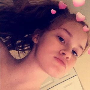 Meet your Posher, Caley